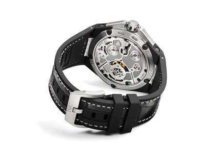 IWC SCHAFFHAUSEN تطرح مجموعة Ingenieur